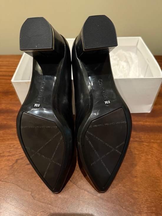 Calvin KIein Nita black pumps, new - Picture 7 of 7